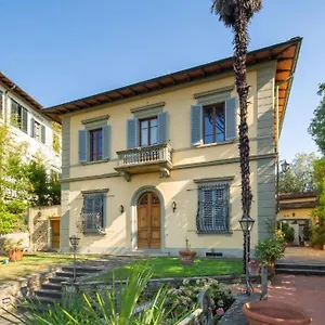 Lia - In With Private Garden And Pool , Florence Italy