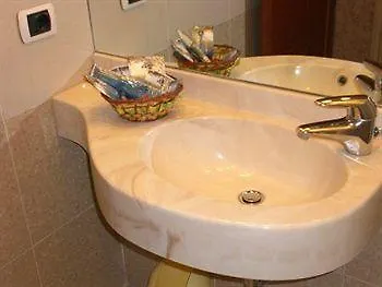 Hotel Nettuno Μιλάνο 0*,